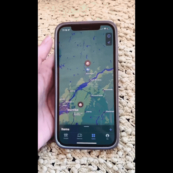gif of airtag tracking on find my iphone app